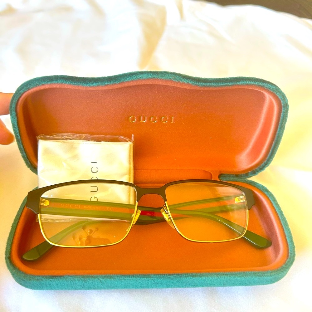 Gucci Men’s Eyeglasses, Size 58mm-17mm-50mm, Slightly Preowned. - Picture 6 of 8